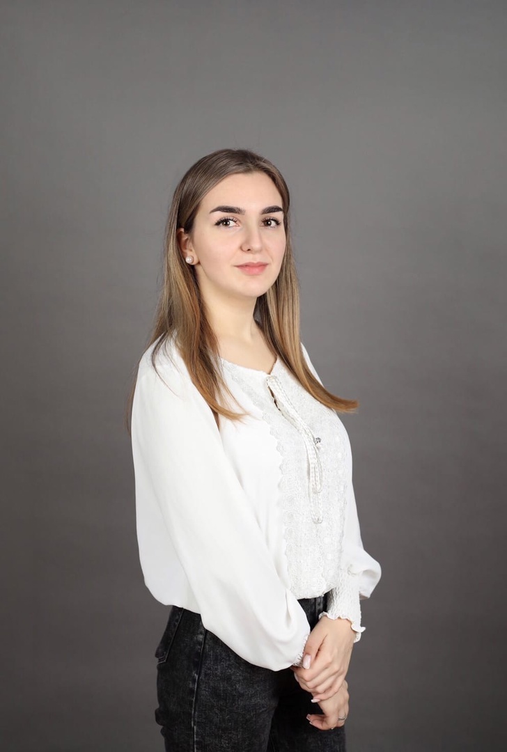 Музыкальный руководитель Бостан Ирина Александровна.